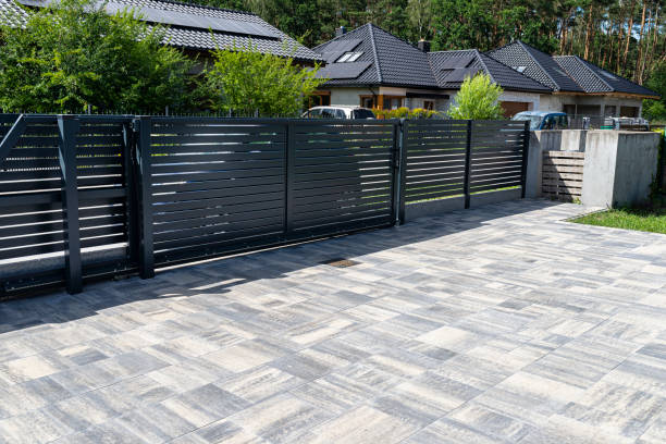 Best Professional Driveway Pavers  in Eagle Lake, FL